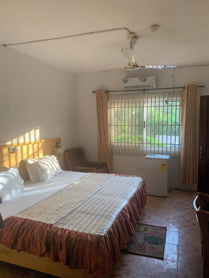 Highlander Guest House image