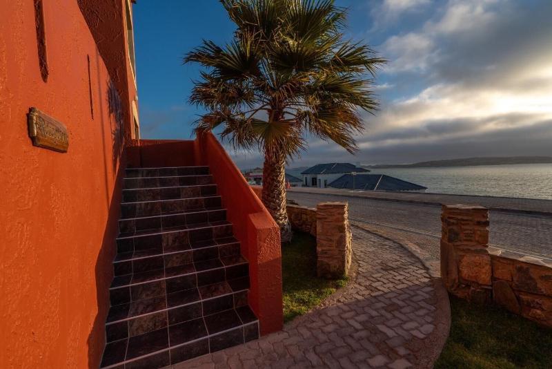 Island Cottage Guesthouse image