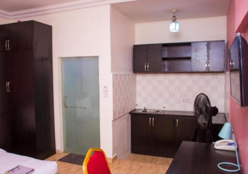 Esporta Hotel Yaba image