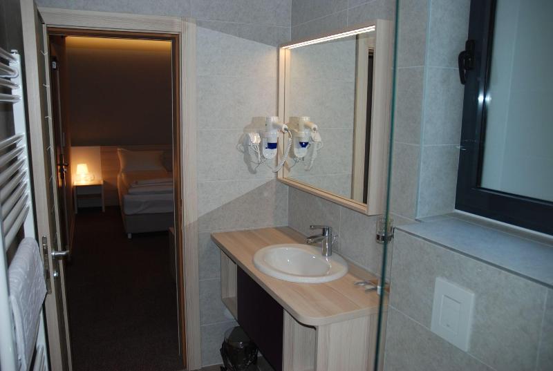 Hotel Nova Bentbaa A image