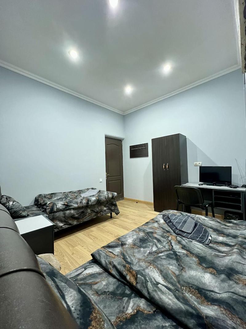 Komitas Avenue Guest House image
