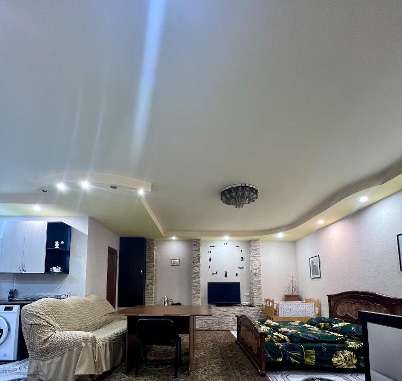 Komitas Avenue Guest House image