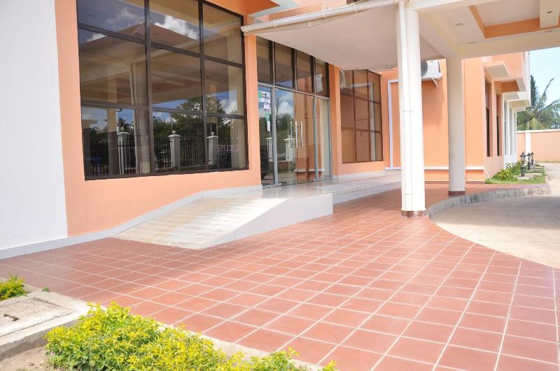 Luwa Evergreen Hotel image