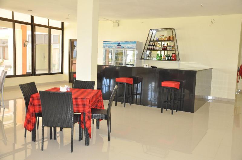 Luwa Evergreen Hotel image
