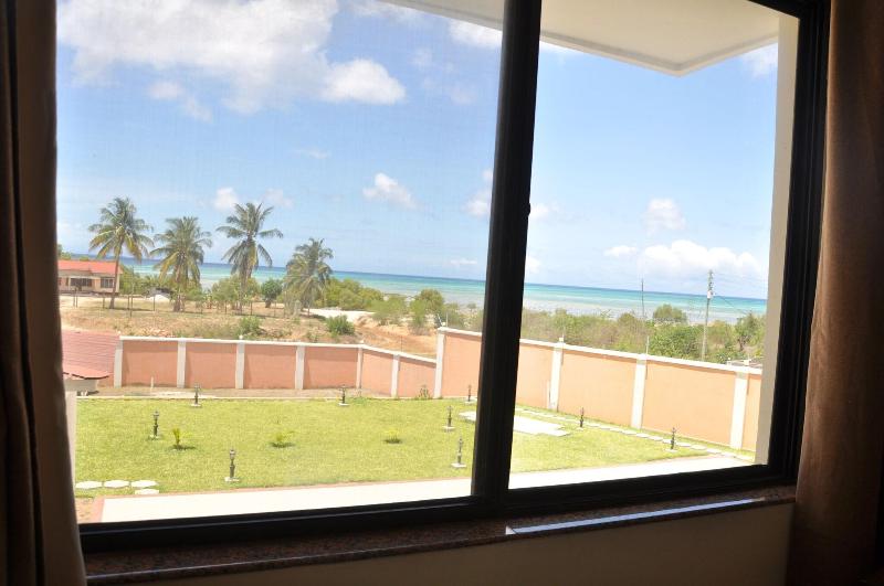 Luwa Evergreen Hotel image