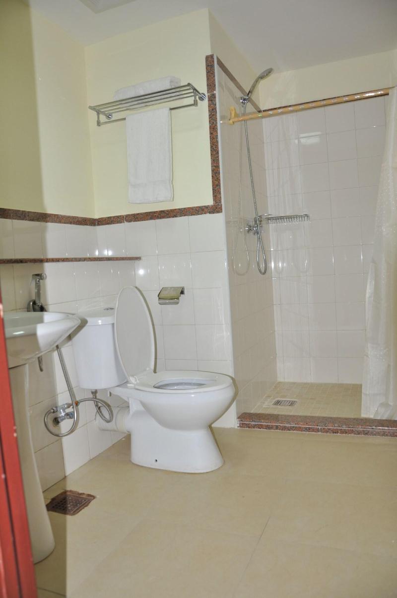 Luwa Evergreen Hotel image