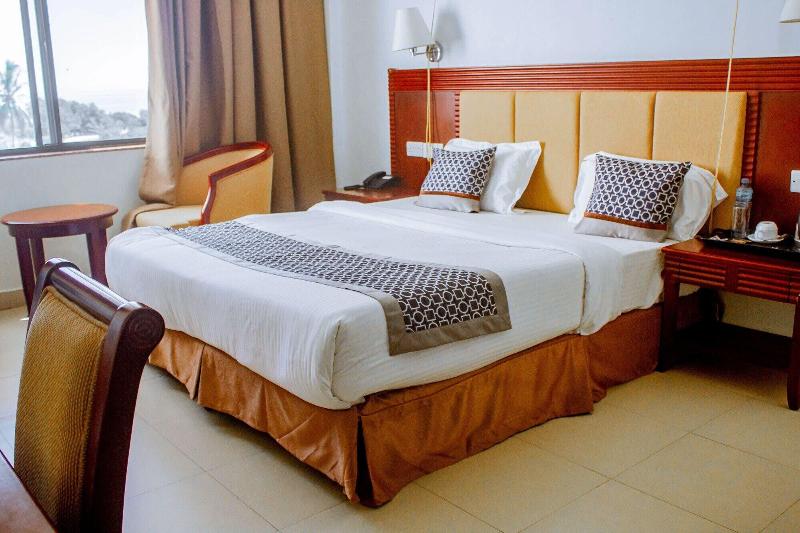 Luwa Evergreen Hotel image