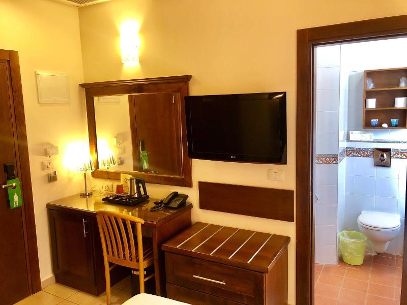 Gloria Hotel image