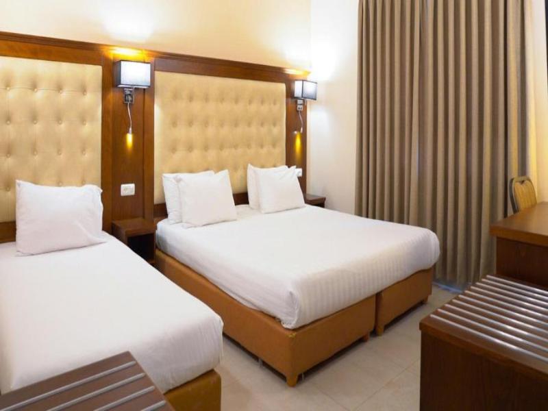 Gloria Hotel image