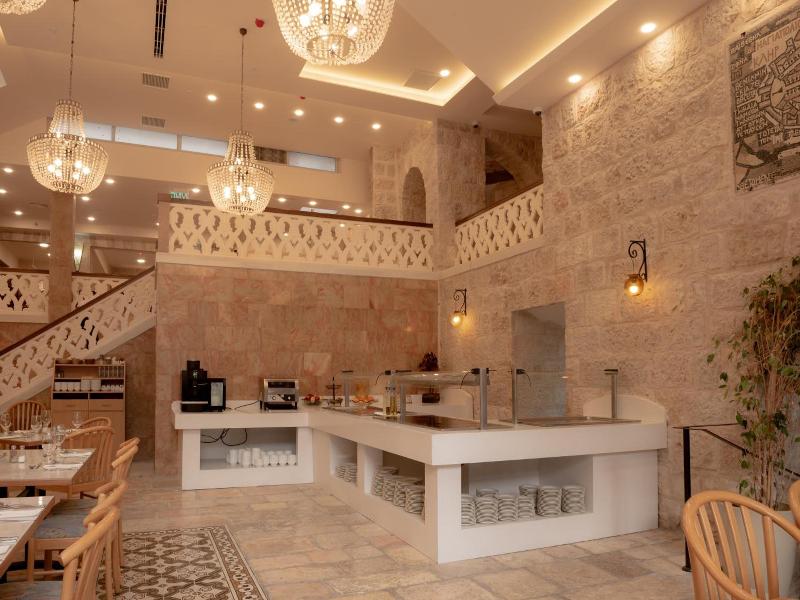 Gloria Hotel image