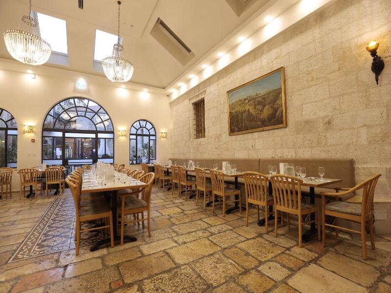 Gloria Hotel image