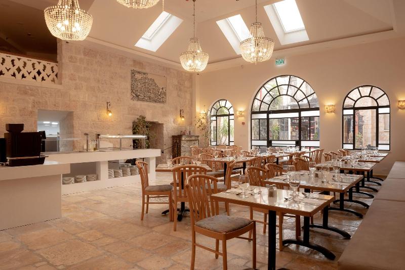 Gloria Hotel image