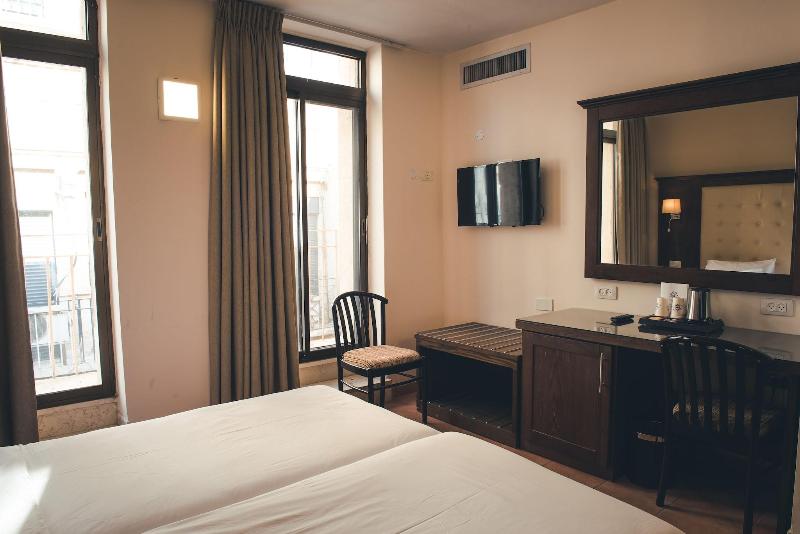 Gloria Hotel image