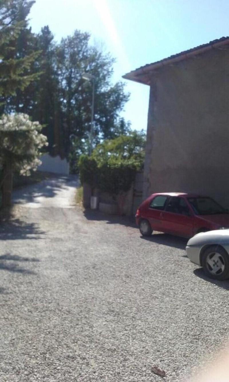 Latera B B image