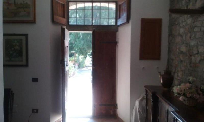 Latera B B image