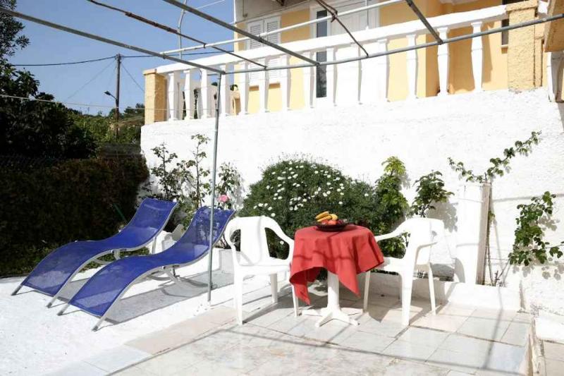 Kappatos Apartments image