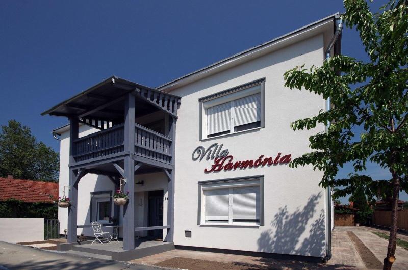 Villa Harma Nia image