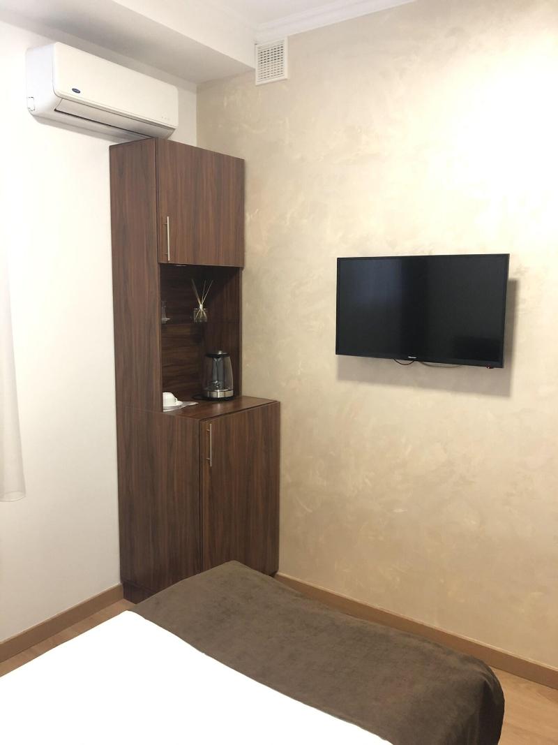 Mashtots Hotel image