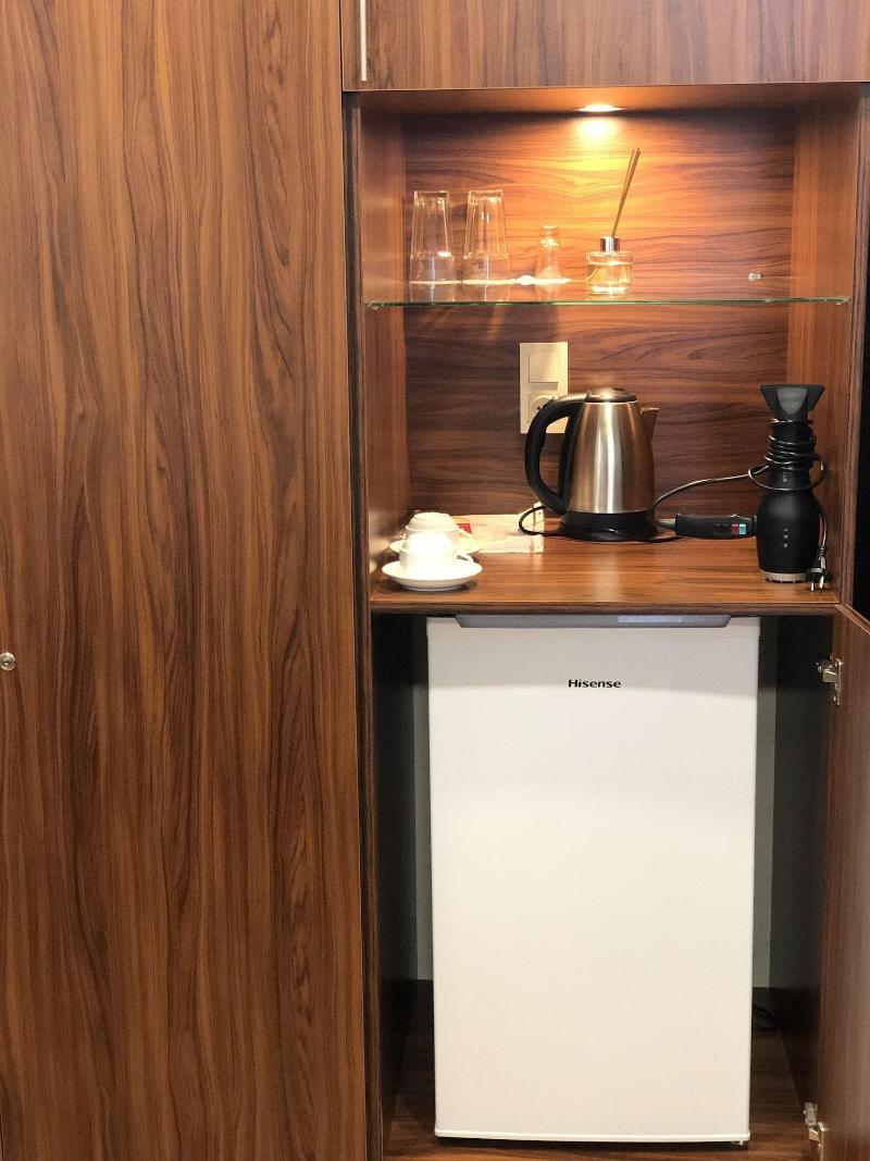 Mashtots Hotel image