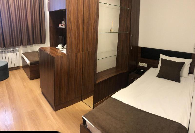 Mashtots Hotel image