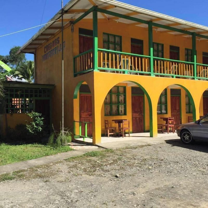 Cabinas Manzanillo Caribe Sur Cr