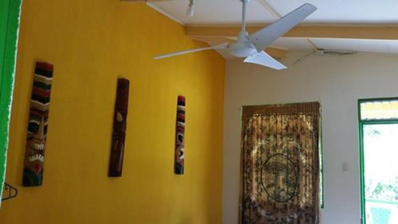 Cabinas Manzanillo Caribe Sur Cr