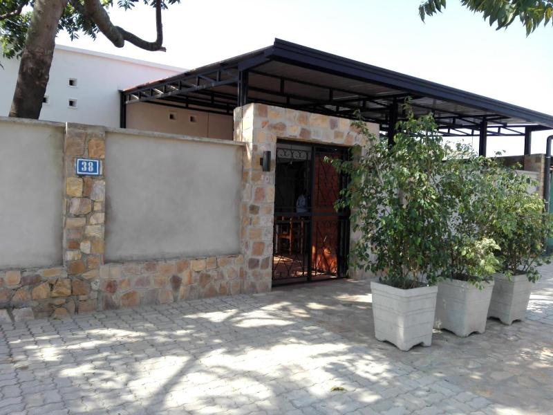 Urban Lodge image