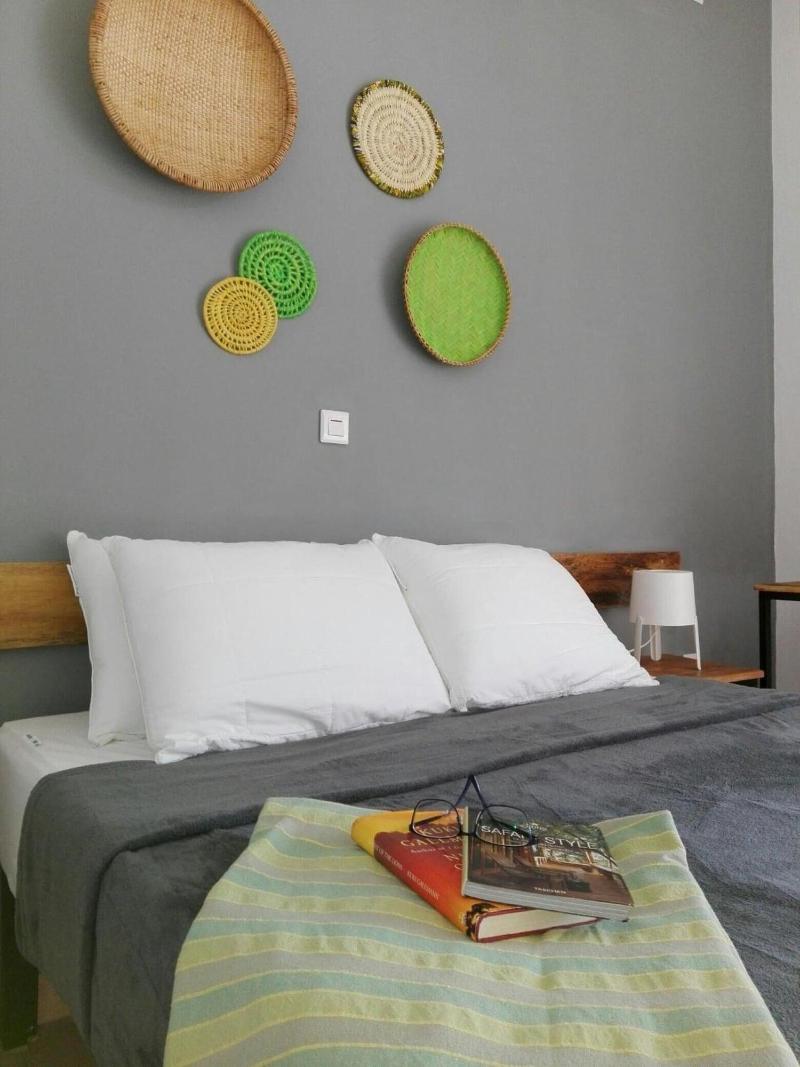Urban Lodge image