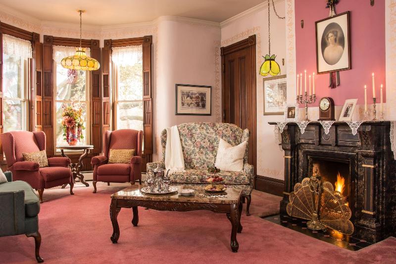 Sutherland House Victorian Bed Breakfast image