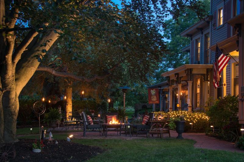 Sutherland House Victorian Bed Breakfast image