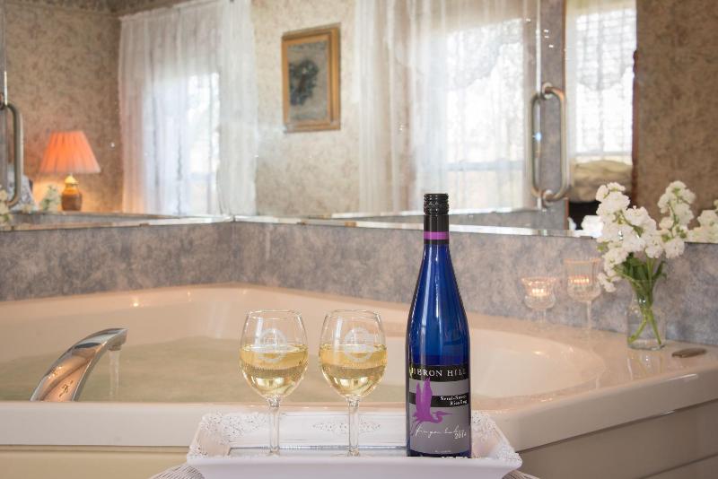 Sutherland House Victorian Bed Breakfast image