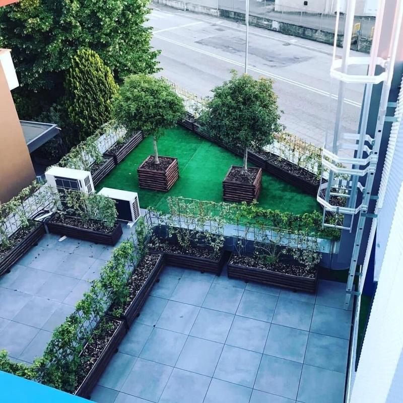 Time Out Aparthotel image