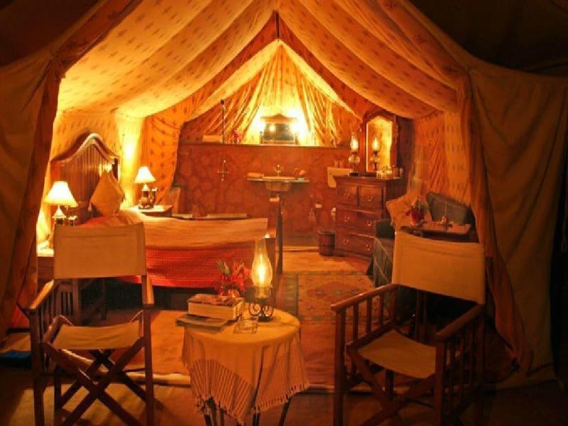 Reggie S Camel Camps — restaurant