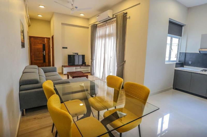 Pink Elephant Tourist Apartment Hotel image