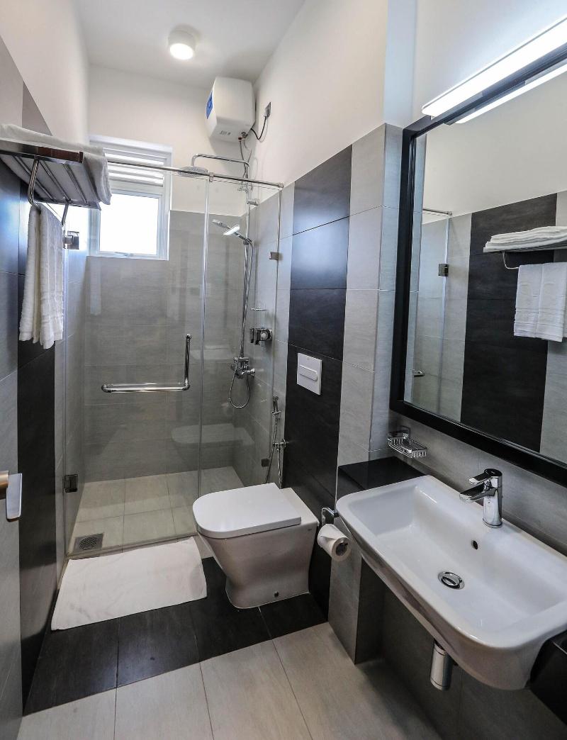 Pink Elephant Tourist Apartment Hotel image