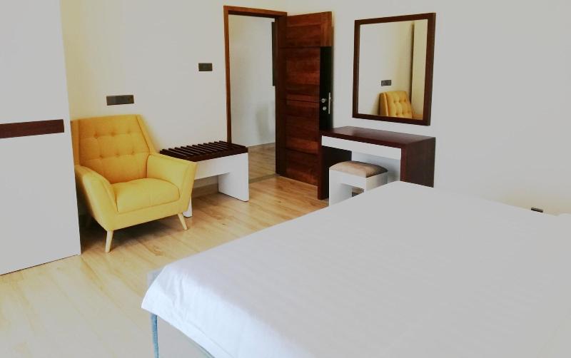 Pink Elephant Tourist Apartment Hotel image
