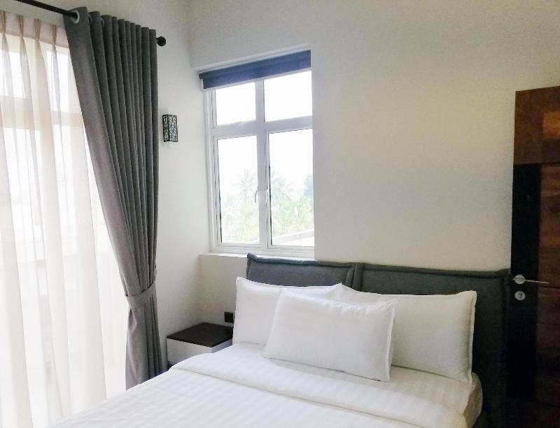Pink Elephant Tourist Apartment Hotel image