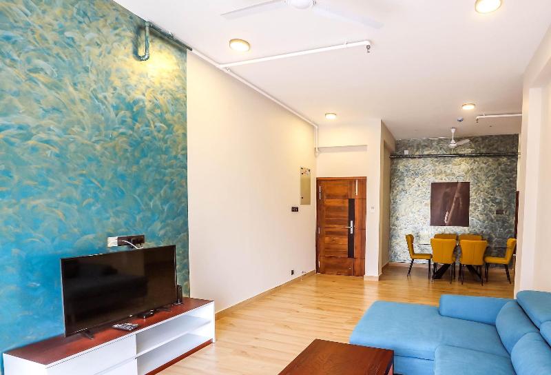 Pink Elephant Tourist Apartment Hotel image