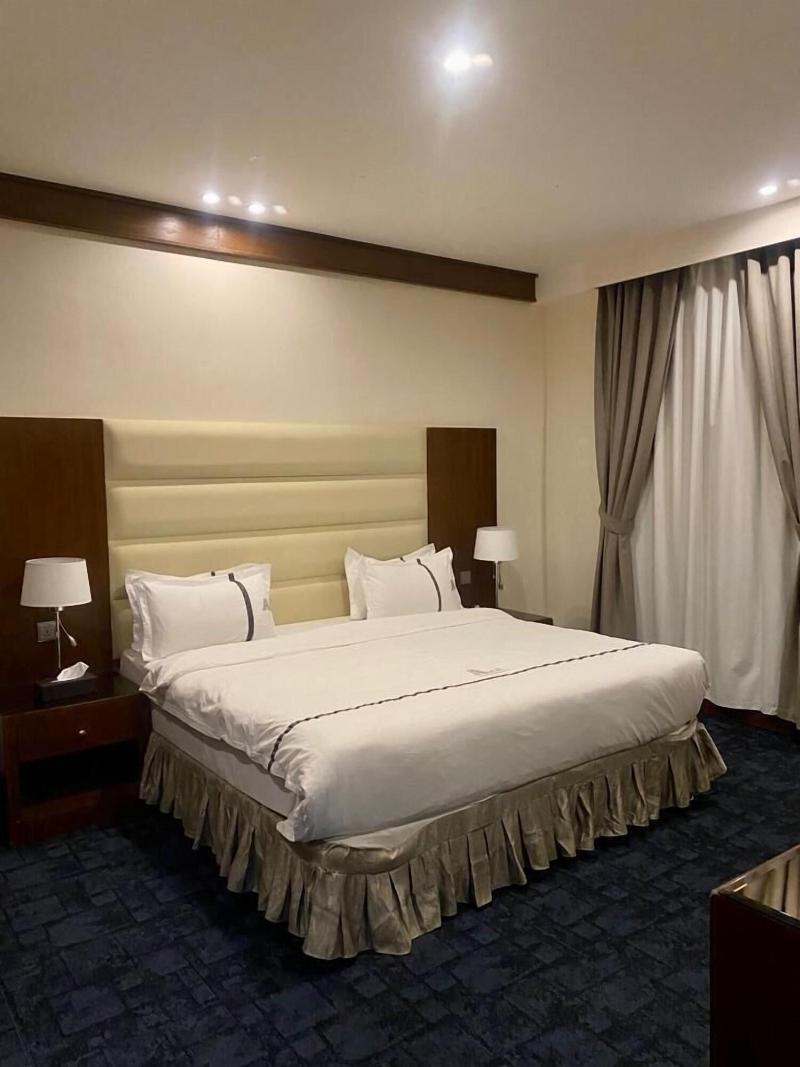 Aral Hotel image
