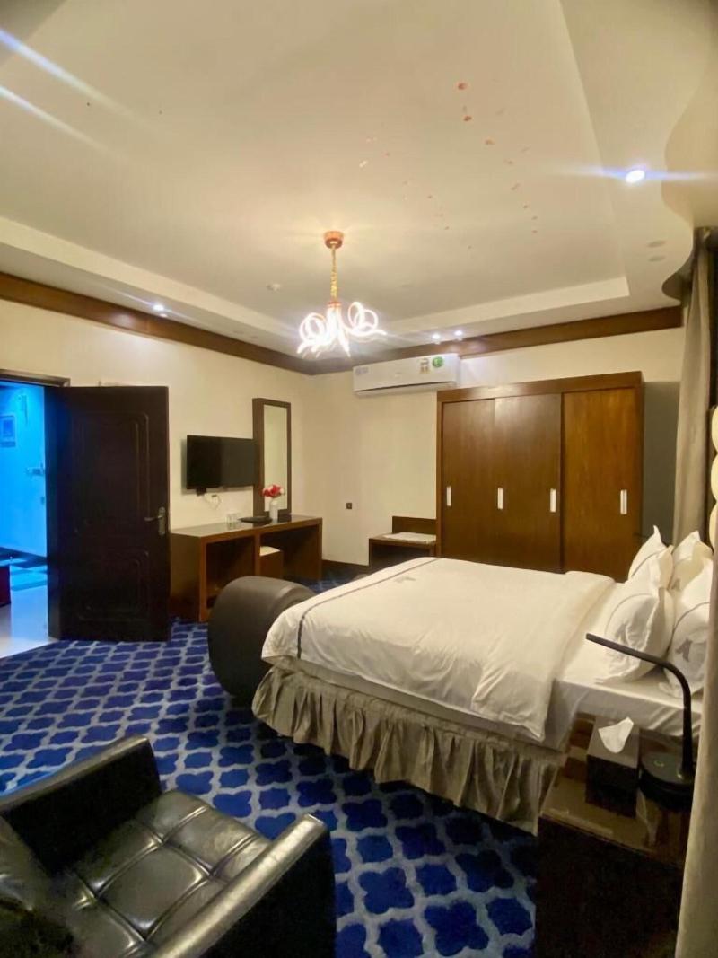 Aral Hotel image