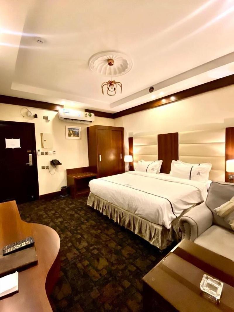 Aral Hotel image