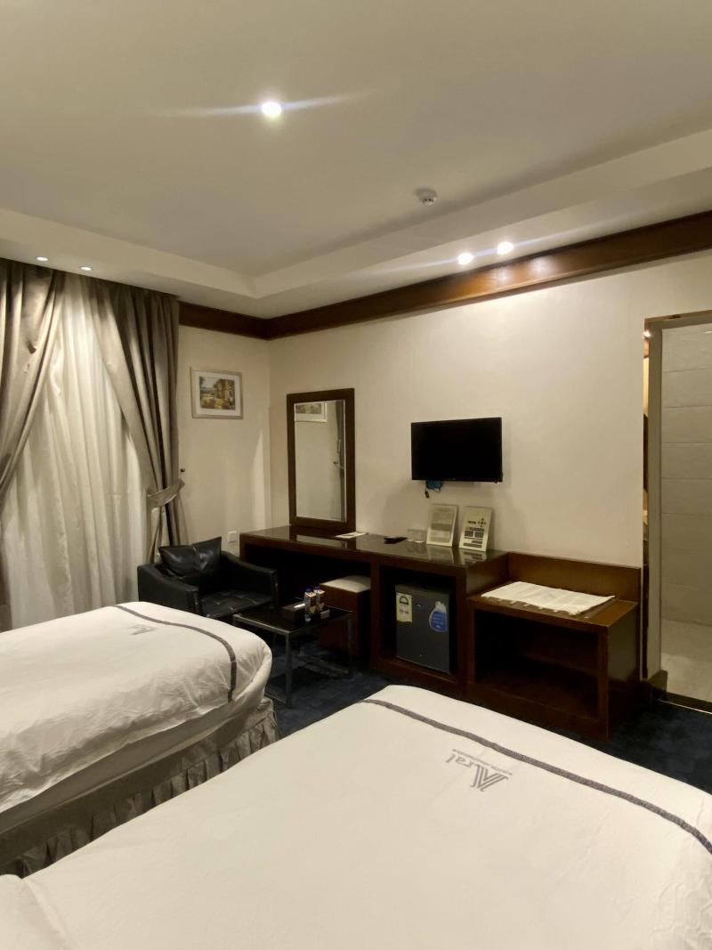 Aral Hotel image