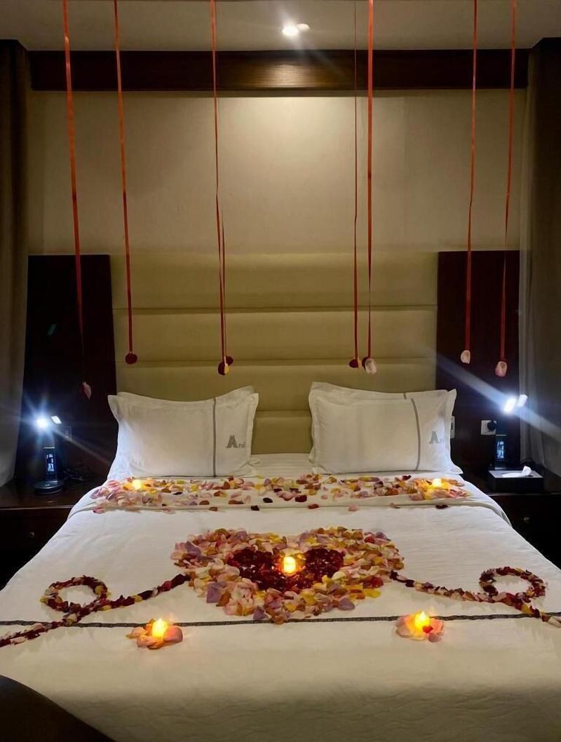 Aral Hotel image