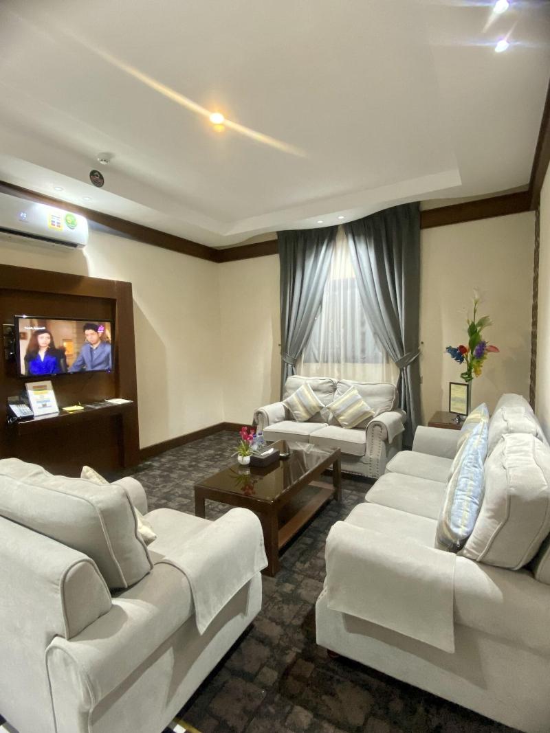 Aral Hotel image