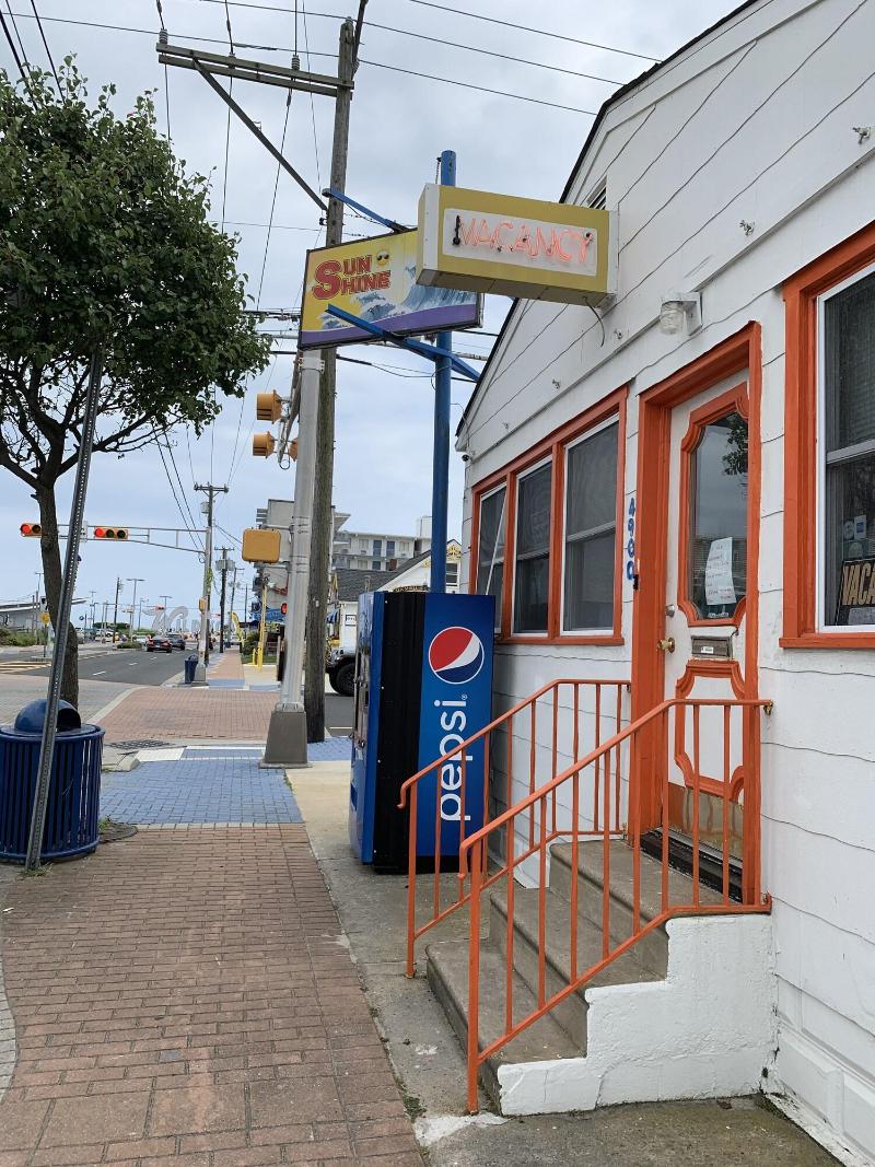 Sunshine Motel