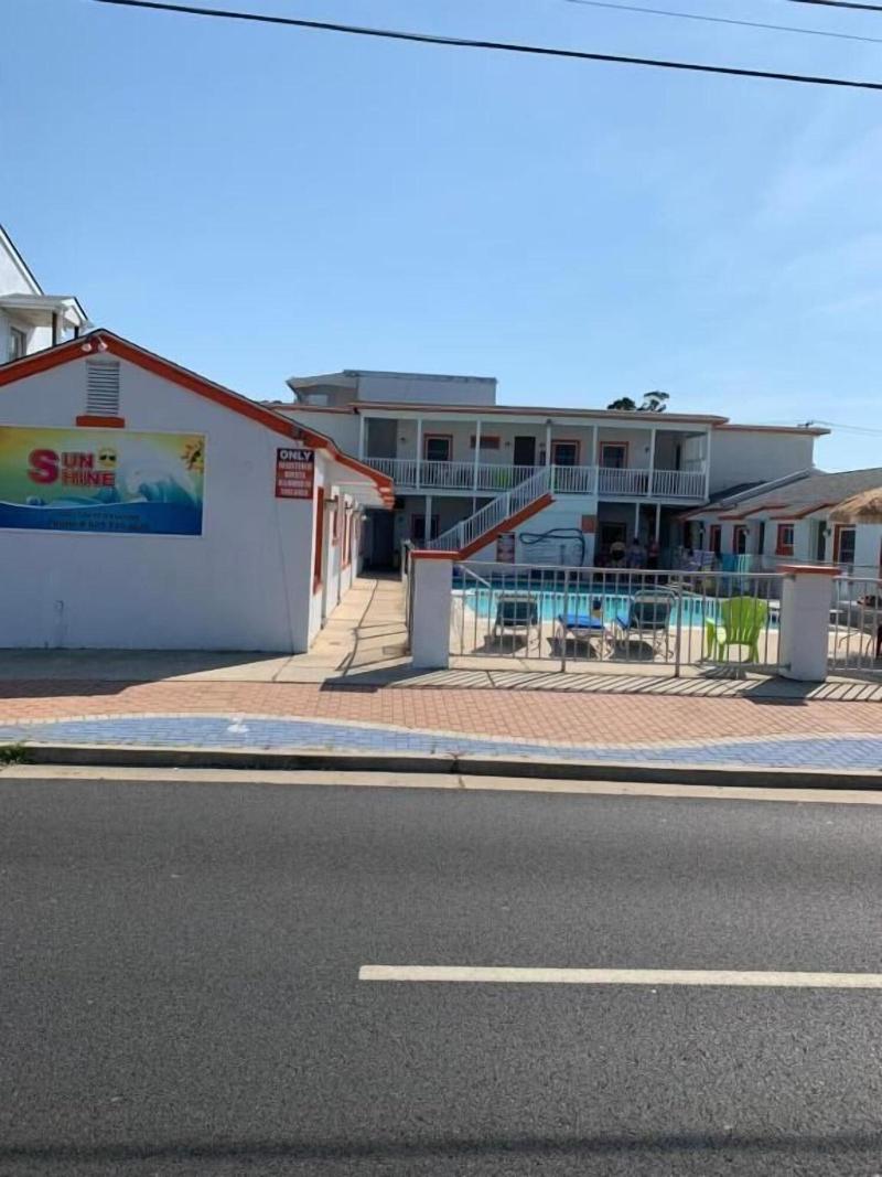 Sunshine Motel