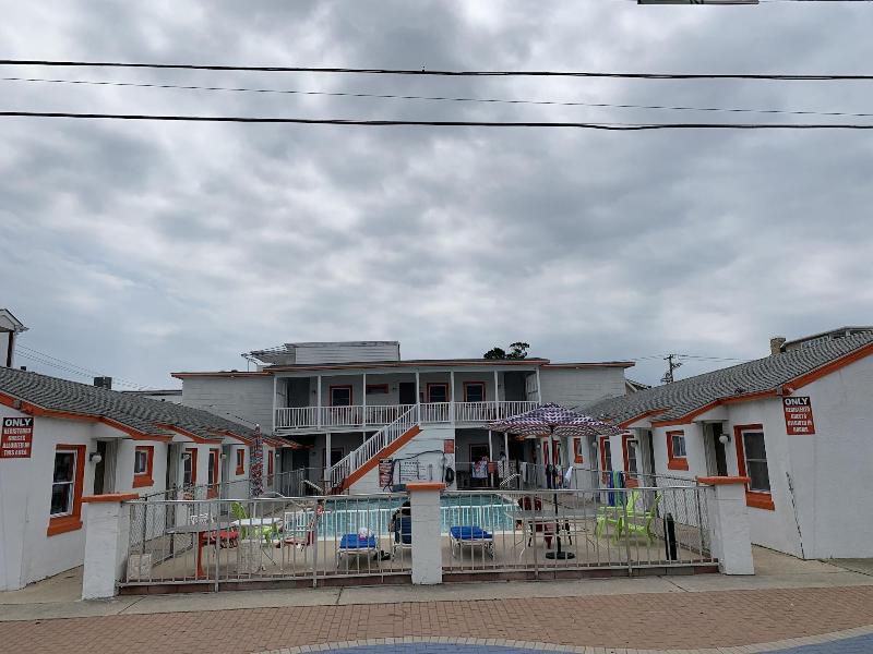 Sunshine Motel
