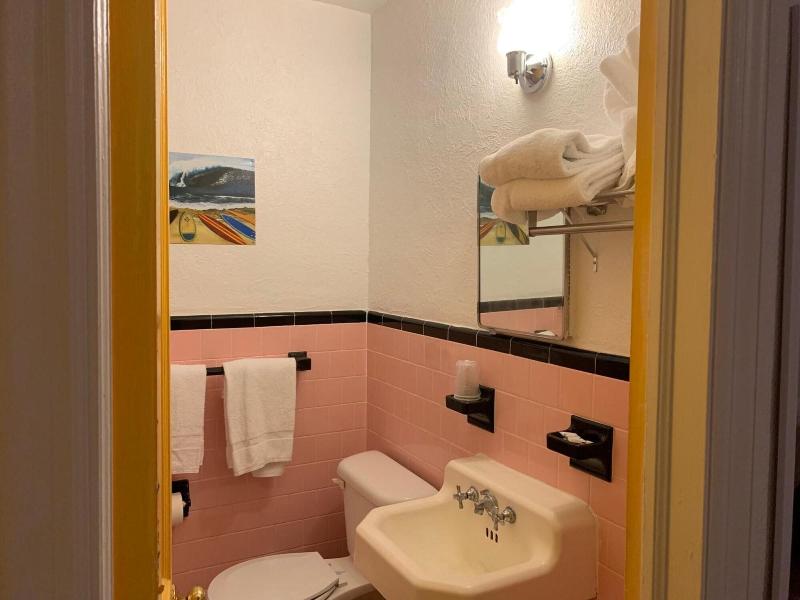 Sunshine Motel image