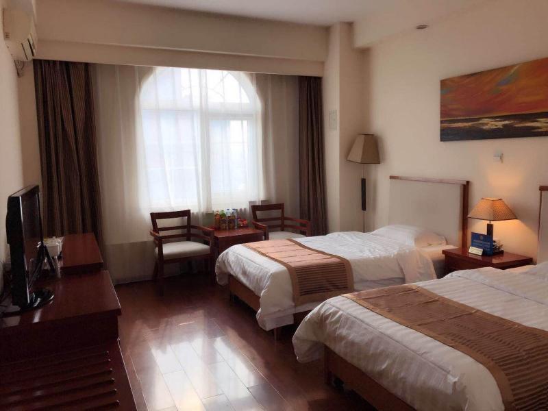 Lailai Hotel image