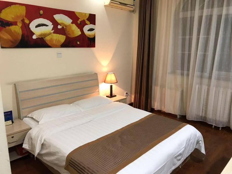 Lailai Hotel image